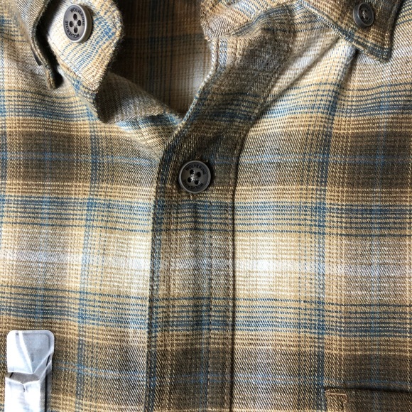 Wolverine Mens Medium Plaid Flannel Long Sleeve Button Down Shirt Work Wear - Picture 3 of 10